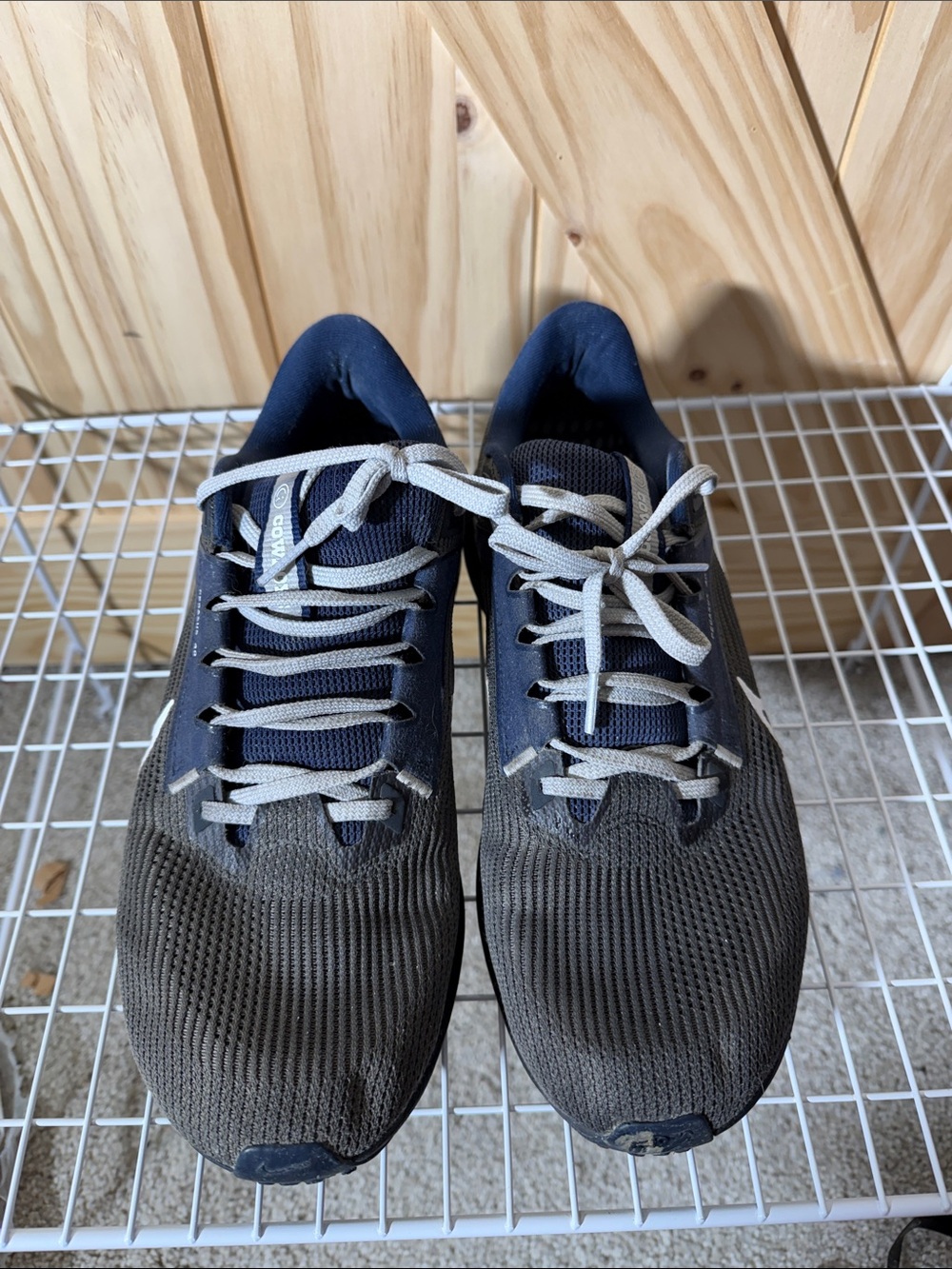 Nike Pegasus 40 Men's Running Shoes Cowboys- Charcoal, Black, White - Picture 3 of 8